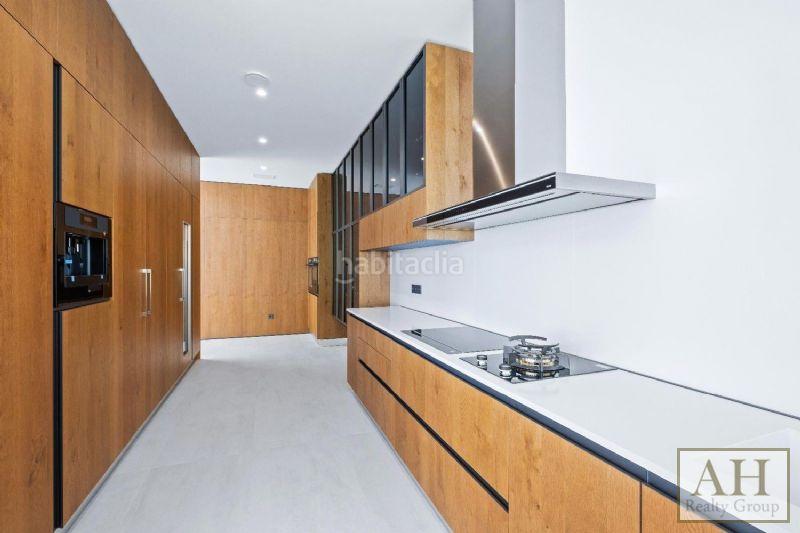 Foto f66bc8c1-444a-4ee7-b6d3-f1007c463463. Casa en Mascarat Altea