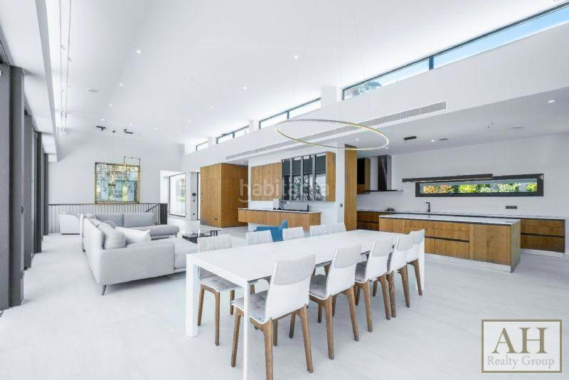 Foto 1e8f8461-f77f-44aa-9bf5-b4c3965bbc5c. Haus mit parking in Mascarat Altea