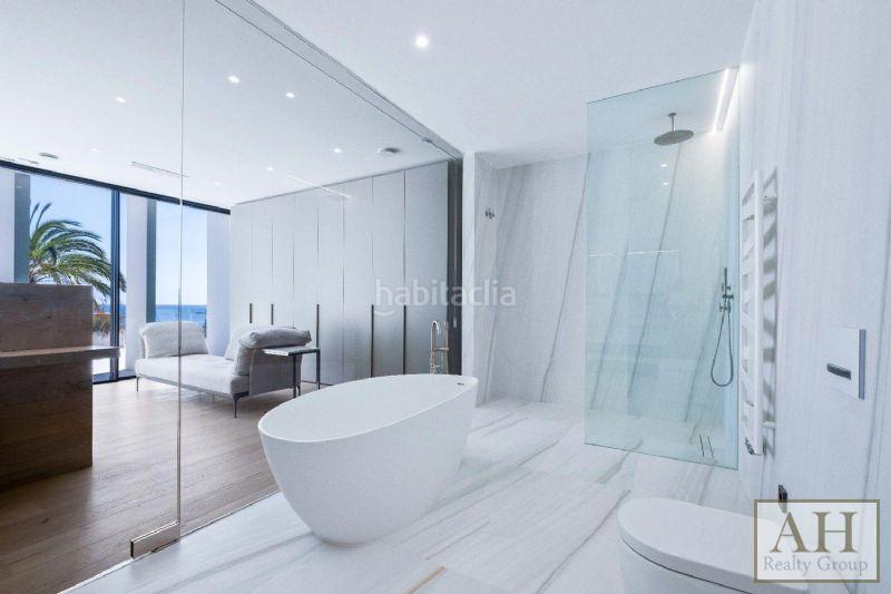 Foto 9f43ac07-fb0e-44c8-8e41-28f607b415f9. House with parking in Mascarat Altea