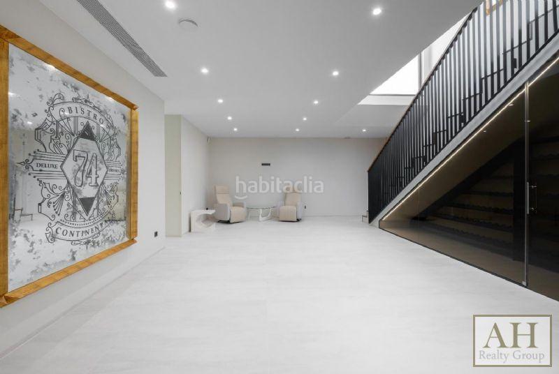 Foto 45709200-ce09-4cae-bddd-8543a2fcc418. Maison avec parking dans Mascarat Altea