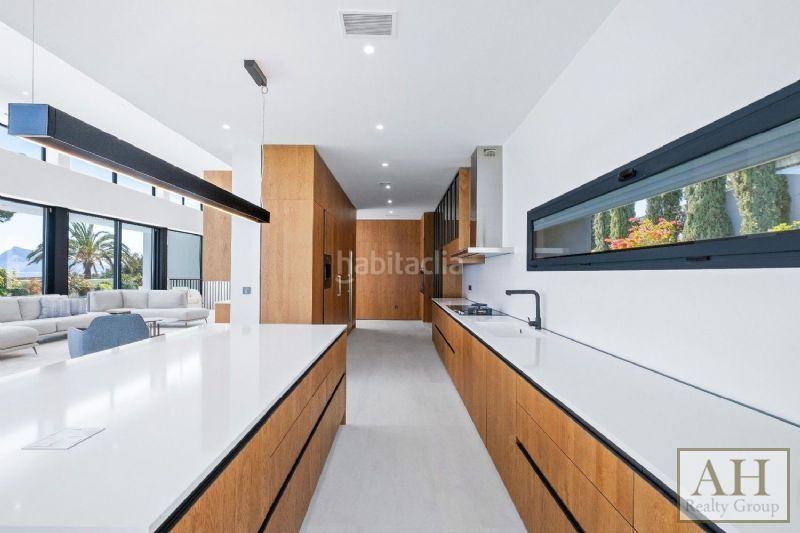 Foto 45a12d0b-143e-4476-8f6d-3c1fb503aaa4. Maison avec parking dans Mascarat Altea