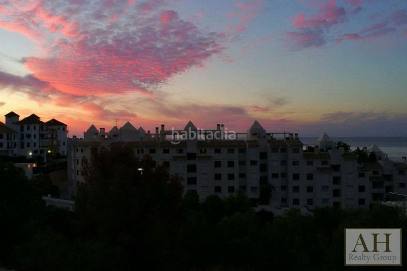 Foto f570e9a7-8b3e-44ab-893b-4913d9cfdaab. Apartment with parking in Mascarat Altea