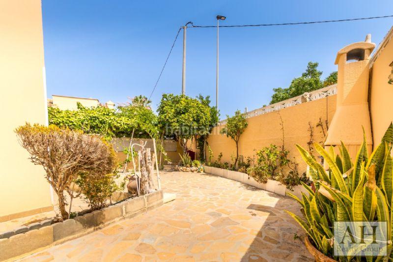 Foto f19c36f0-da14-41d3-a04b-a129c30ee04d. Semi detached house with parking in L´Albir Alfàs del Pi (l´)