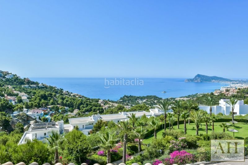 Foto eed3a1ca-b235-4b2a-9e4a-a7211d3ec9da. Àtic a Altea hills Altea