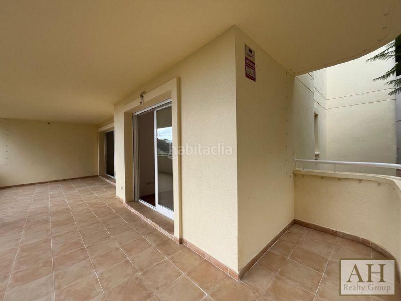 Foto 69fe1d17-2d0c-4cf7-b8c4-b17c68c1ddaa. Apartament amb aparcament a Altea hills Altea