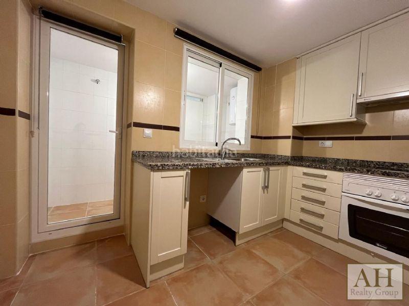 Foto 71f1f12c-ee37-4128-bbaa-391bfc3de425. Apartament amb aparcament a Altea hills Altea