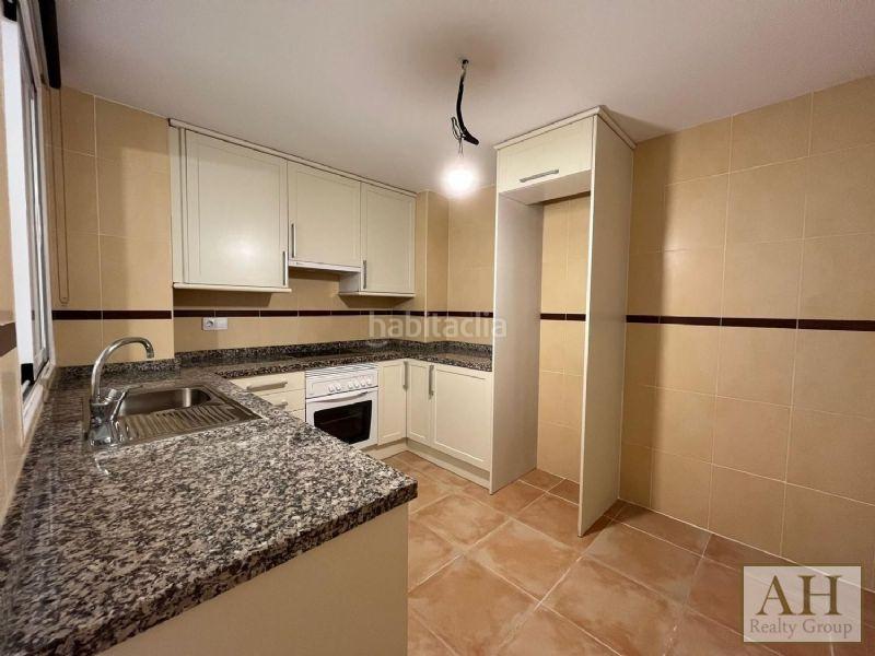 Foto cfd738f6-6c17-4cab-9d69-0948430a4fb3. Apartament amb aparcament a Altea hills Altea