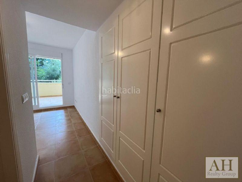 Foto 3b2b6ae1-4c2a-42f2-8b07-b5097592e8a6. Piccolo appartamento con parcheggio in Altea hills Altea