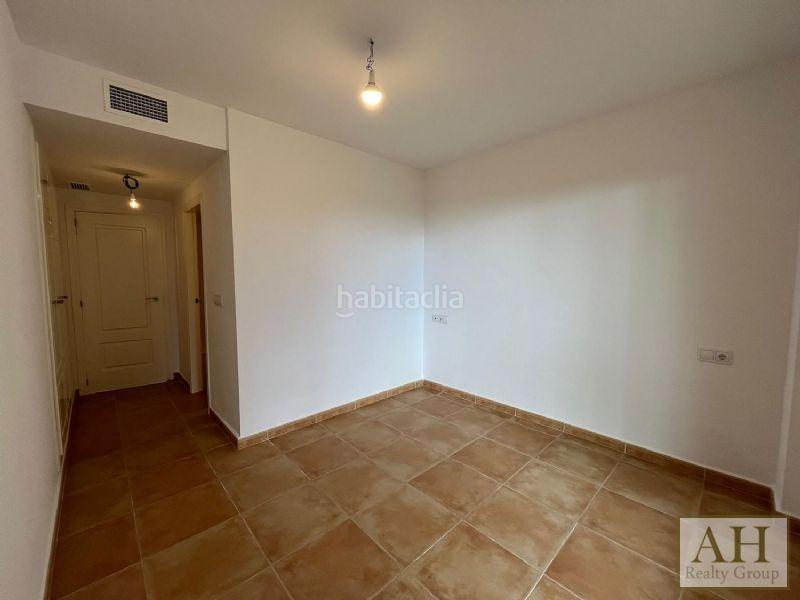 Foto fc77b9ca-2b90-468a-8349-963ff1538ff2. Piccolo appartamento con parcheggio in Altea hills Altea