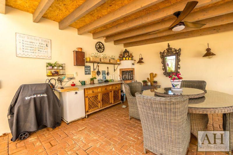 Foto d34810ea-178d-4b4b-96ed-8e4378bff758. Casa con parcheggio in Pueblo-Ubanizaciones Alfàs del Pi (l´)