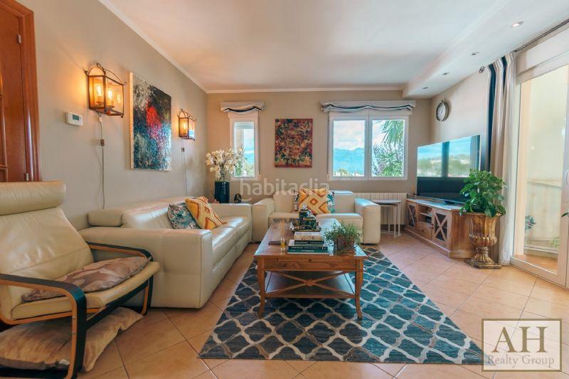 Foto 1b7c6283-f59c-4c87-8179-6efec2485298. Maison avec parking dans Pueblo-Ubanizaciones Alfàs del Pi (l´)