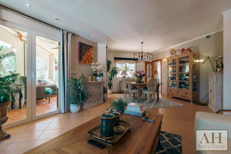 Foto 56152e46-bf4c-4440-9d80-29e8a7f19293. Maison avec parking dans Pueblo-Ubanizaciones Alfàs del Pi (l´)