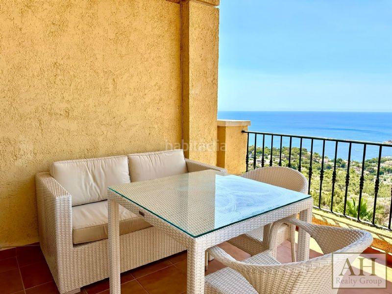 Foto 9bfc1cea-027d-4856-a7b0-4ec807f06e7a. Casa adossada amb aparcament a Altea hills Altea