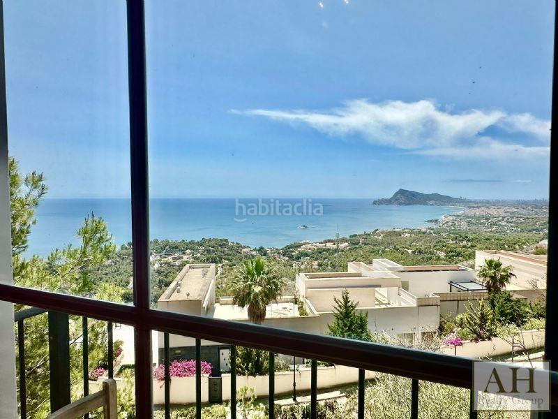Foto 69d0d0e1-7794-4938-a453-3c5b1d9c42ea. Maison jumelée avec parking dans Altea hills Altea