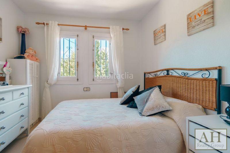 Foto f866c5b5-3c68-4139-bebe-21a7408bf049. Casa a schiera con parcheggio in L´Albir Alfàs del Pi (l´)