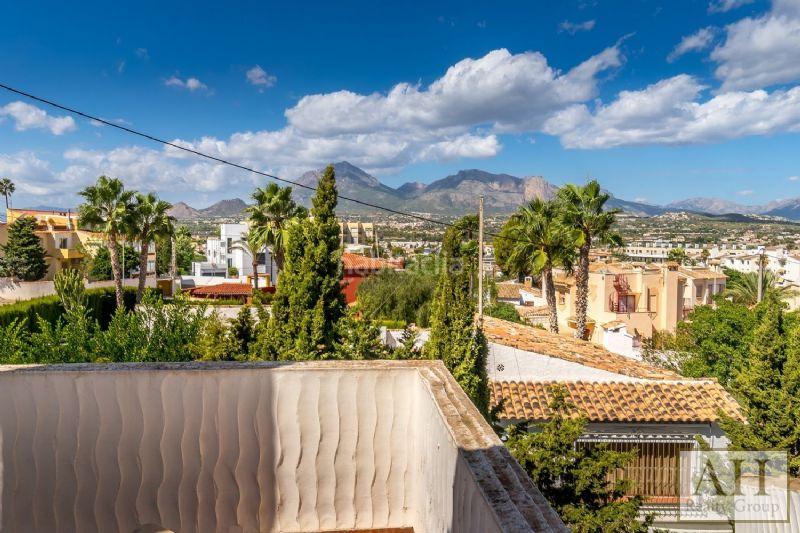 Foto 58bd3bda-a464-4202-a0f7-db458ec4773f. Casa adosada en L´Albir Alfàs del Pi (l´)