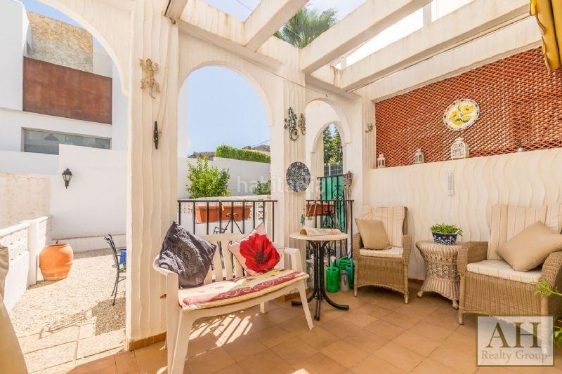 Foto d67cedfb-dfc6-47c9-bea9-be59c1689fcf. Casa adosada en L´Albir Alfàs del Pi (l´)