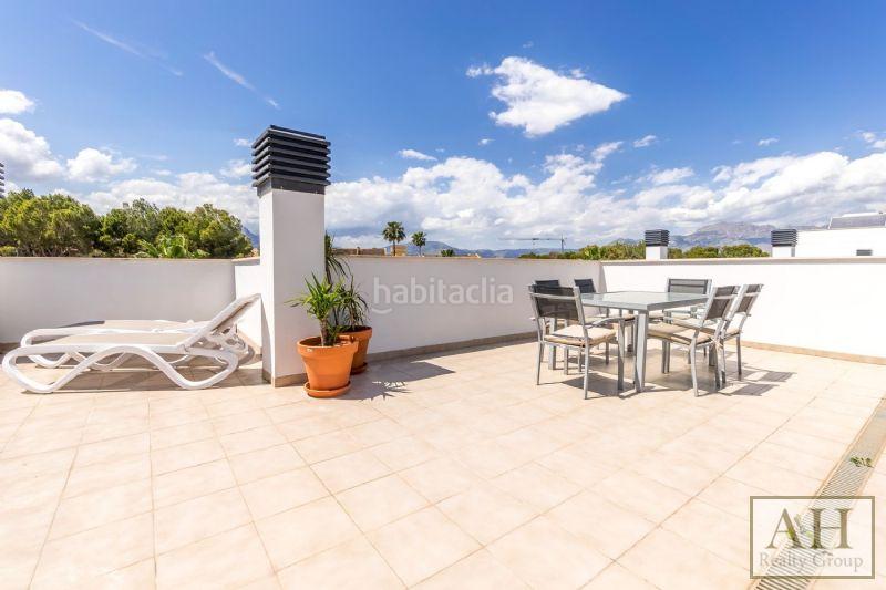 Foto bcade8a4-7467-43df-9849-27f1266cdb35. Casa amb aparcament a L´Albir Alfàs del Pi (l´)