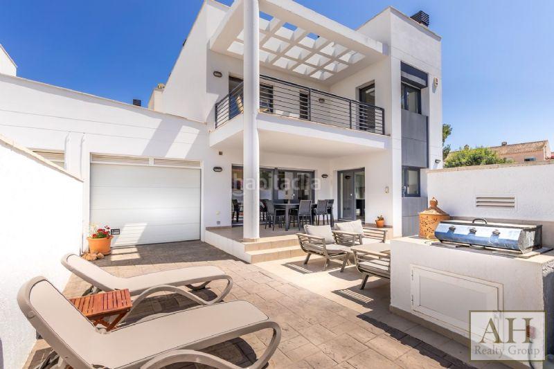 Foto 58b4a8ff-3adb-4c78-86bf-807c0ec0e249. Maison avec parking dans L´Albir Alfàs del Pi (l´)