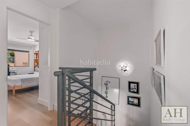 Foto 2c6e52ee-a66d-4d92-97ad-f17d1004f896. Casa adossada amb aparcament a Montebello - Nou Espai Nucia (la)