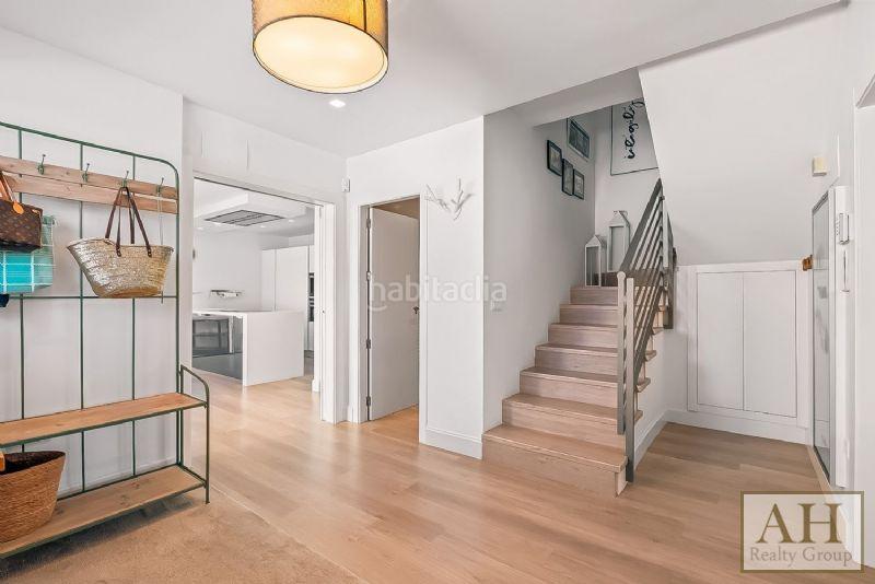 Foto 4e1d1994-ca13-49b2-9bf5-176f6ef095df. Casa adossada amb aparcament a Montebello - Nou Espai Nucia (la)