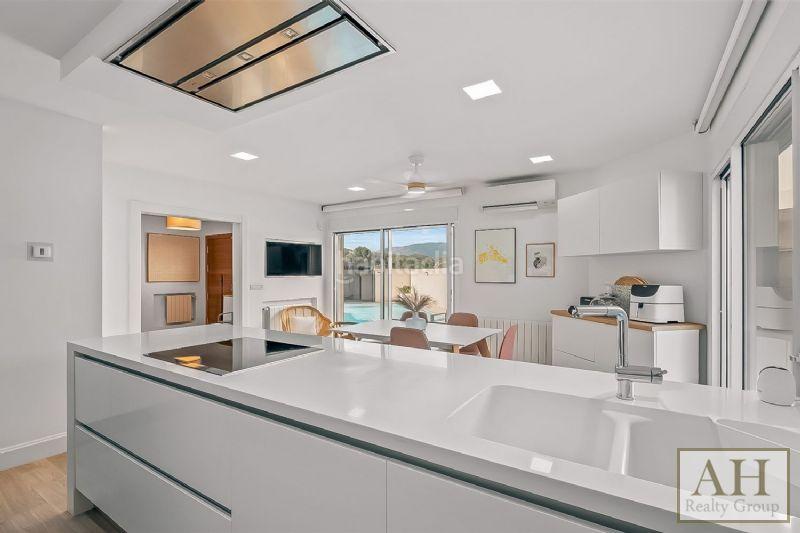 Foto 8e63fe9f-f474-4838-b627-502b0d2e1c21. Casa adossada amb aparcament a Montebello - Nou Espai Nucia (la)