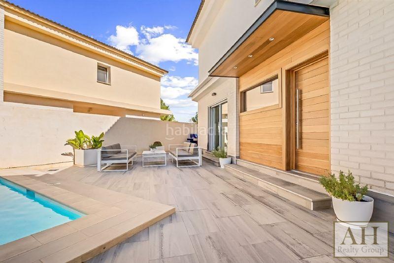 Foto da389bfc-b7ae-46c1-a464-da2f57d59754. Casa adossada amb aparcament a Montebello - Nou Espai Nucia (la)