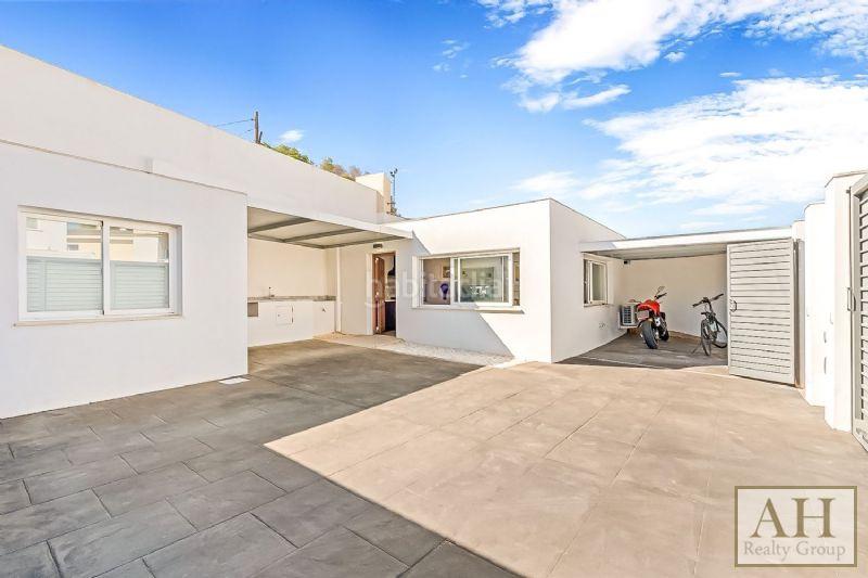 Foto f33b49a4-2b64-4b5b-a79c-5c7e8ba2b34d. Casa adossada amb aparcament a Montebello - Nou Espai Nucia (la)