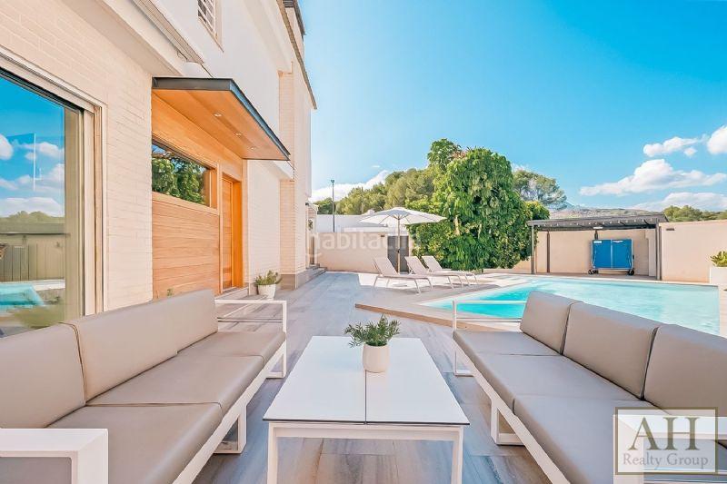 Foto f7b182ff-961d-4cb0-83b1-69fd16e16535. Casa adossada amb aparcament a Montebello - Nou Espai Nucia (la)