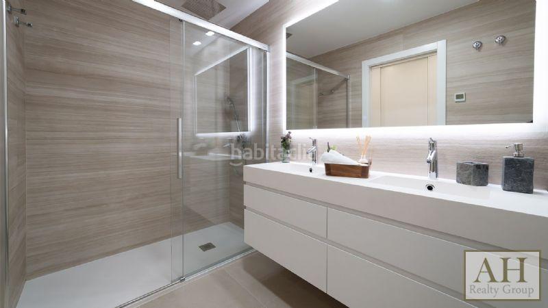 Foto 29e7496c-f1c4-4c04-89dd-aeba31318cbc. Apartment with parking in Playa Poniente Benidorm