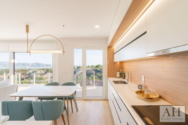 Foto bb124145-cce9-416c-80c7-1f2f4e3f170a. Casa adossada amb aparcament a Montebello - Nou Espai Nucia (la)