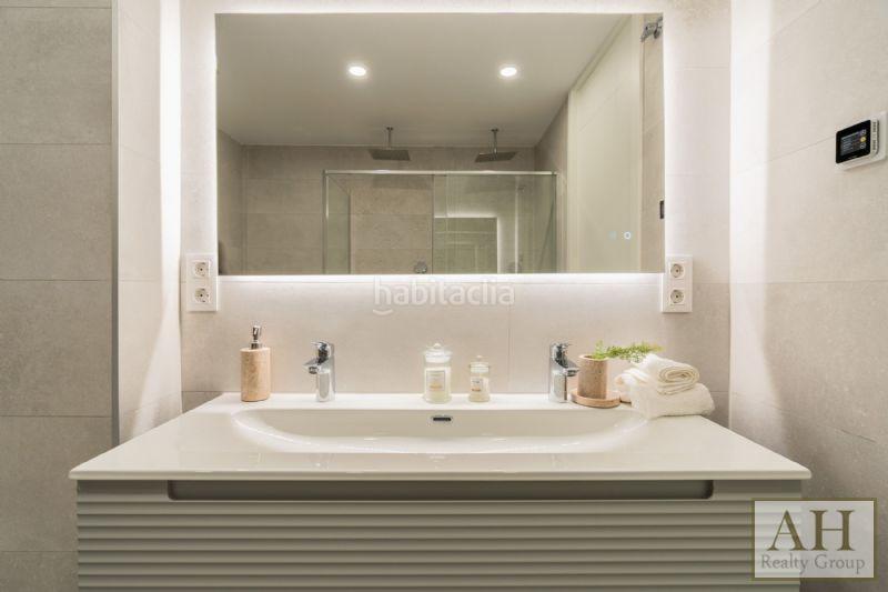 Foto fcd15e5e-b247-4c8e-ac40-2b5c7c99bd76. Casa adossada amb aparcament a Montebello - Nou Espai Nucia (la)