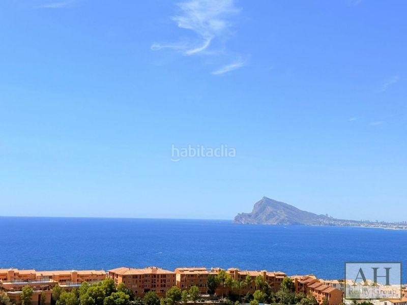 Foto d824223c-ea4f-40f0-9f01-6c2150e9b686. Casa adossada amb aparcament a Maryvilla Calp