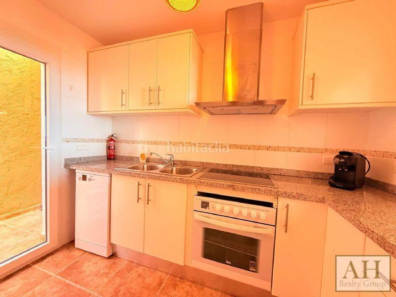 Foto 2b7baa5b-f369-4330-8f6d-a5b9a7fba3b8. Semi detached house with parking in Maryvilla Calp