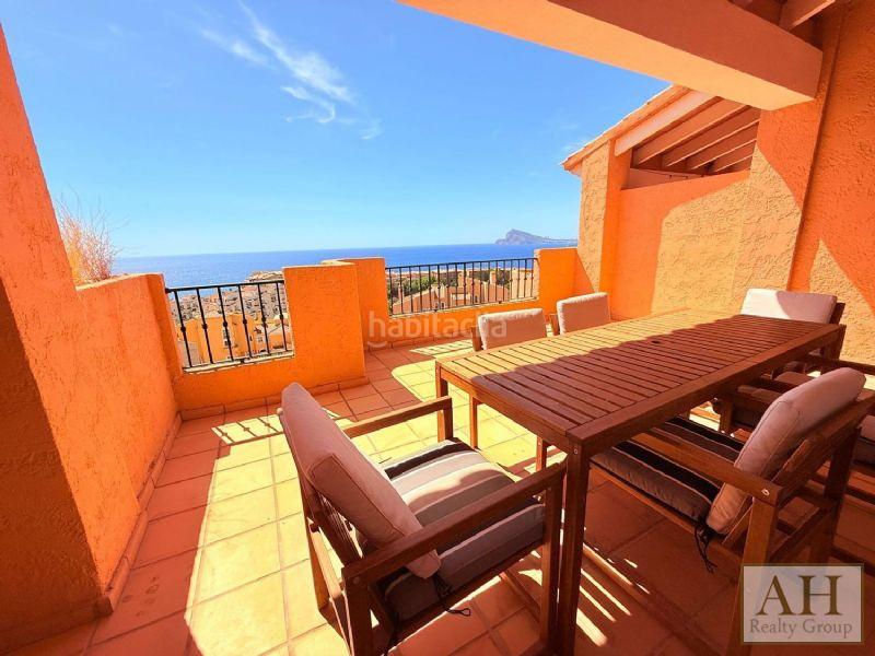 Foto 3c4c8d44-72be-45ab-8bbd-bd56d63b6be5. Semi detached house with parking in Maryvilla Calp