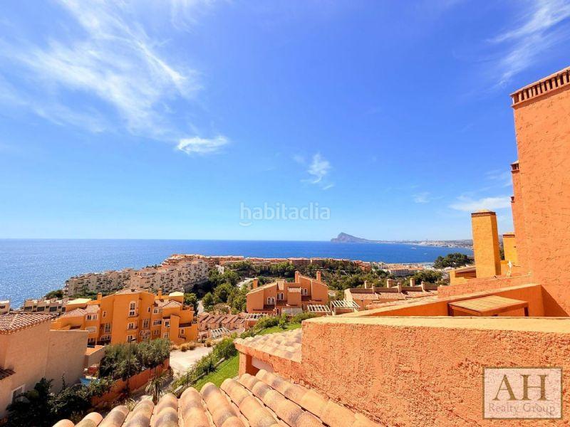 Foto 917ccb3d-b3d0-45c7-9195-a455613e6abd. Semi detached house with parking in Maryvilla Calp