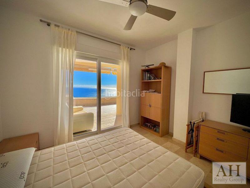 Foto 19a5e8ef-8c75-4968-999d-a4f9c440dd47. Attique avec parking dans Altea hills Altea