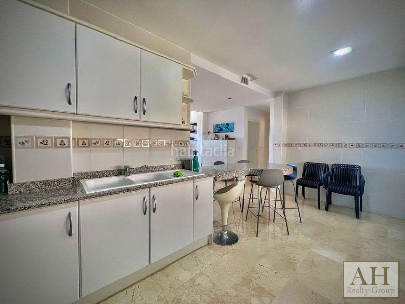 Foto c8e728d9-bb5a-4b1d-aaa9-8935f0ae3ccb. Attique avec parking dans Altea hills Altea