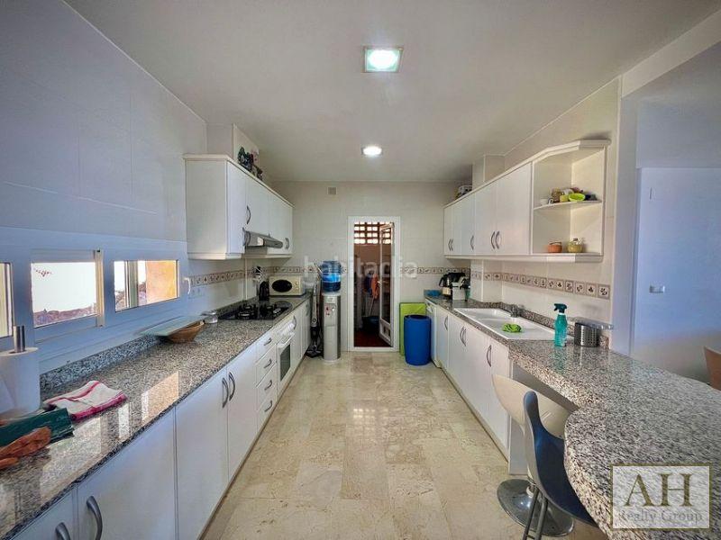 Foto 52de25ff-dafb-40dd-8b58-a4ba776abbd9. Dachwohnung mit parking in Altea hills Altea