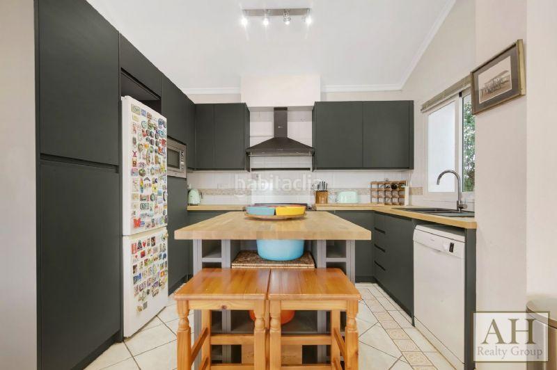 Foto 990b0f8a-1767-4e07-bd50-dd8d146661e7. Maison avec parking dans Altea hills Altea