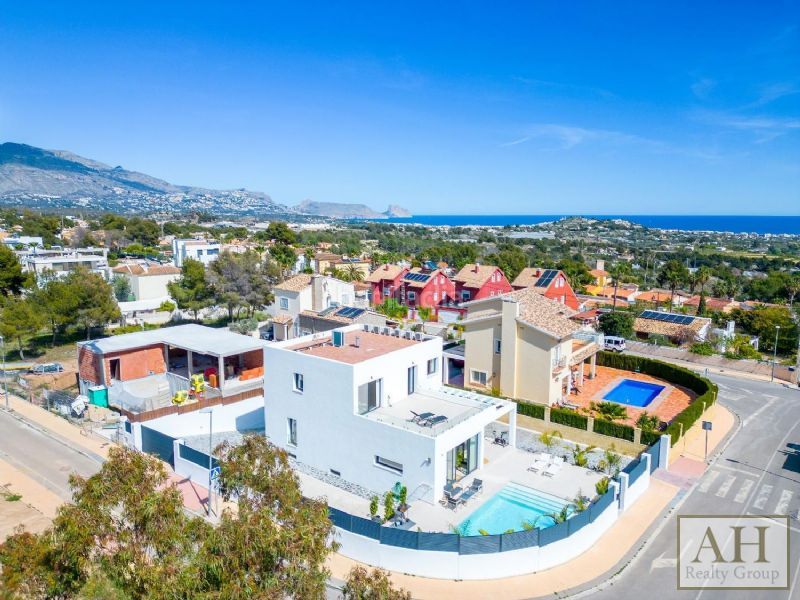 Foto c45969b6-1b39-4fe7-94bc-8180e7d6682a. Casa amb aparcament a El Tossal-Bello Horizonte Nucia (la)