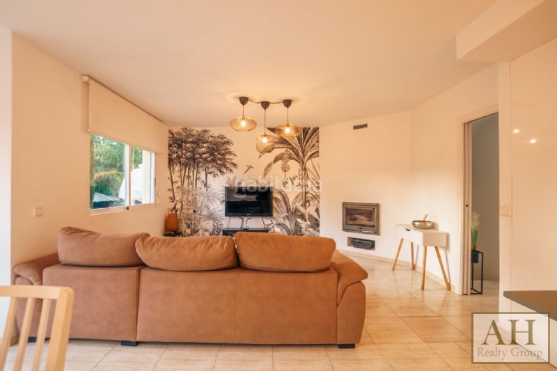 Foto b2450db3-5eeb-4718-9b67-b4ba8d5df9bc. Casa en La Nucia Pueblo Nucia (la)