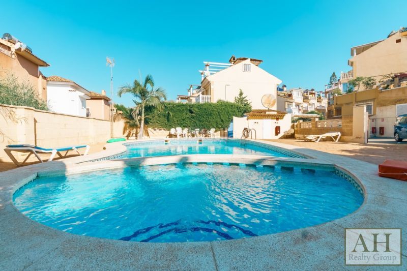 Foto fb22f7e6-492e-4219-a11b-663c52df0d16. Casa en La Nucia Pueblo Nucia (la)