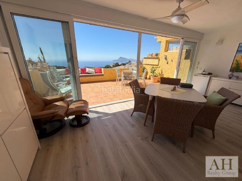 Foto 4401d990-4c56-43e4-8d8f-1f6bc0cdd2ec. Apartament amb aparcament a Altea la vella Altea