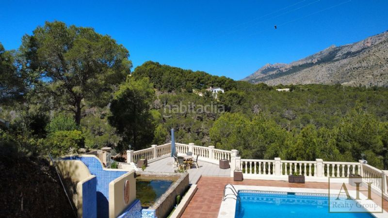 Foto 0238b0a2-02bc-4ede-b22a-c2d6203c9772. Casa amb aparcament a Altea la vella Altea