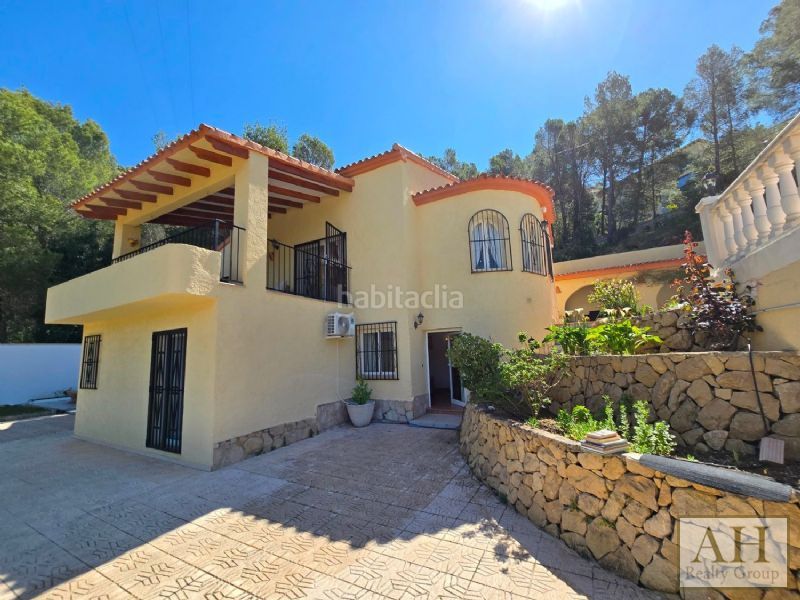 Foto 4dd05e39-03c3-45aa-a6fb-60d698558689. Casa amb aparcament a Altea la vella Altea