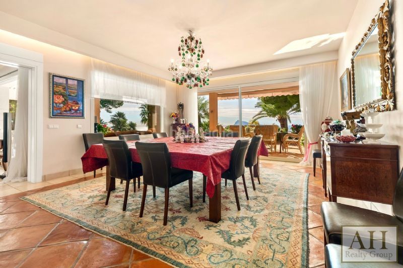 Foto 78d8f80f-bc84-47ea-a795-c21b6e0e07f1. Casa amb aparcament a Altea hills Altea