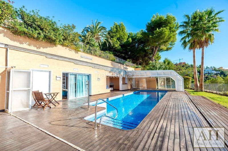 Foto eef0933a-daac-4e4d-ac3c-b3dd9805b009. Casa amb aparcament a Altea hills Altea