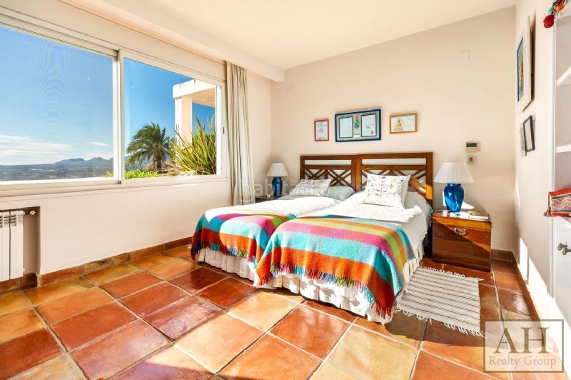 Foto f4d77d0b-e78c-4aa0-8e75-35b906999af9. Casa amb aparcament a Altea hills Altea