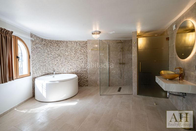 Foto c6fd38e8-63f0-4aed-a473-6129912ca66b. Casa amb aparcament a L´Olla Altea